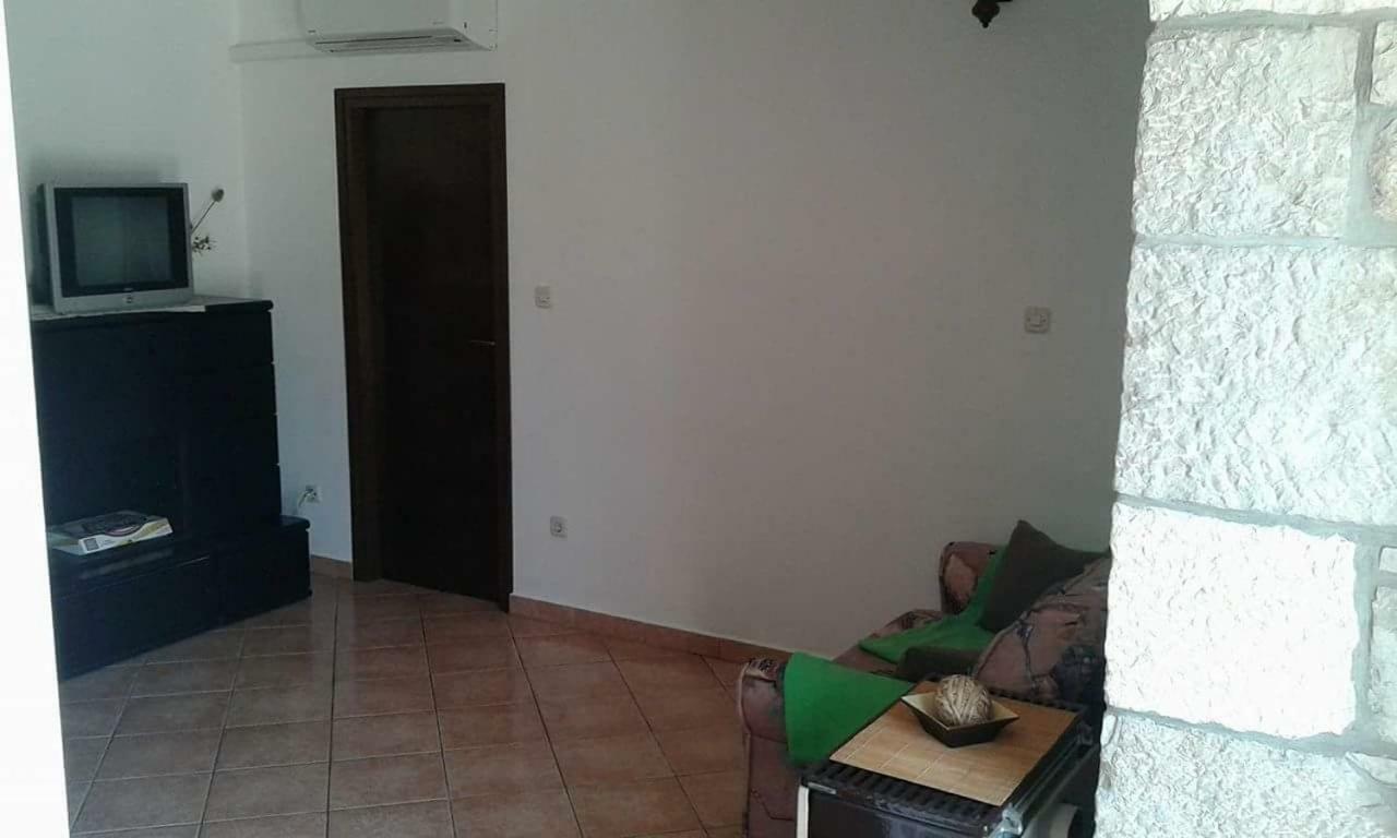 Apartment Tijano Krnica Ngoại thất bức ảnh